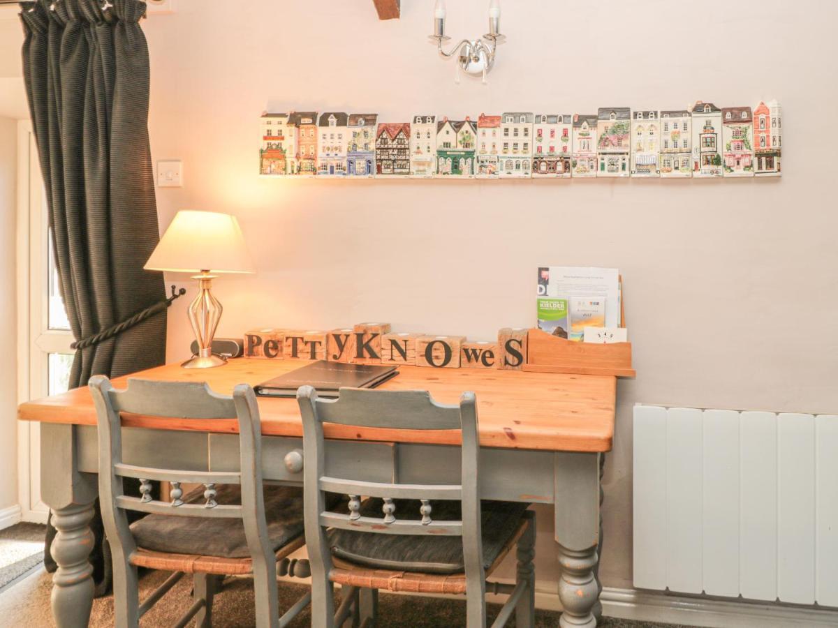 Petty Knowes Cottage Нюкасъл ъпон Тайн Екстериор снимка