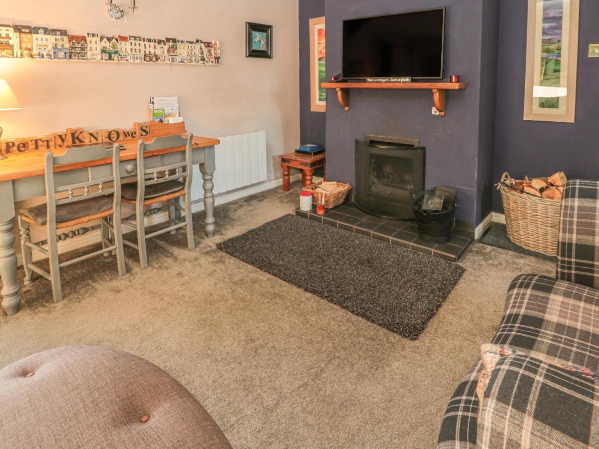 Petty Knowes Cottage Нюкасъл ъпон Тайн Екстериор снимка